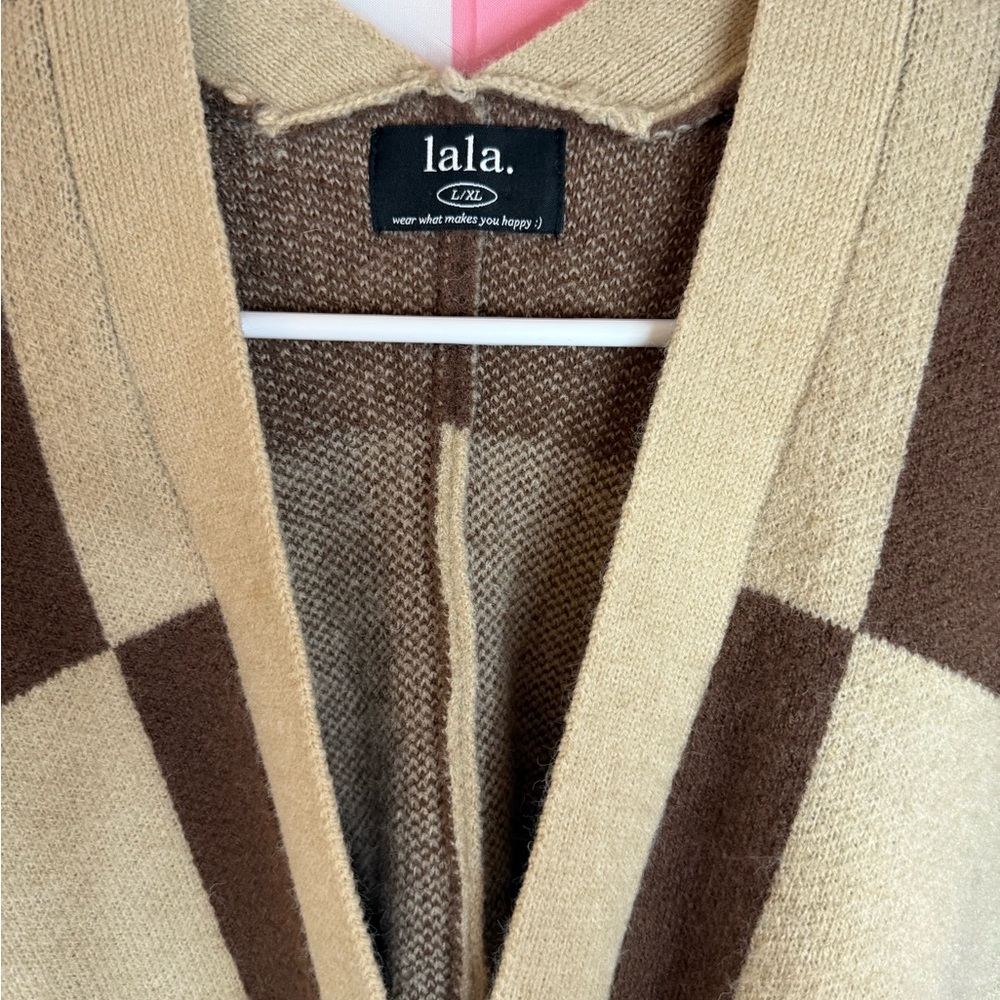 Dressed in LALA Cookie Dough Checkered Cardigan L/XL - Picture 2 of 2